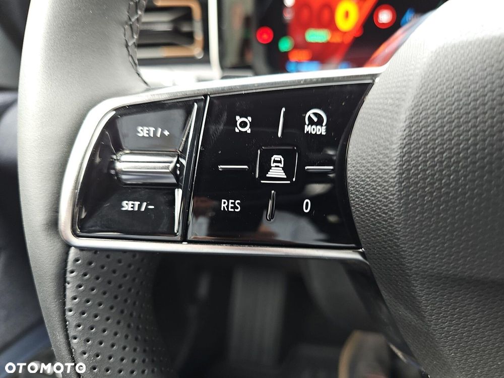 Renault 4 E-Tech 52kWh Comfort Range Techno - 14