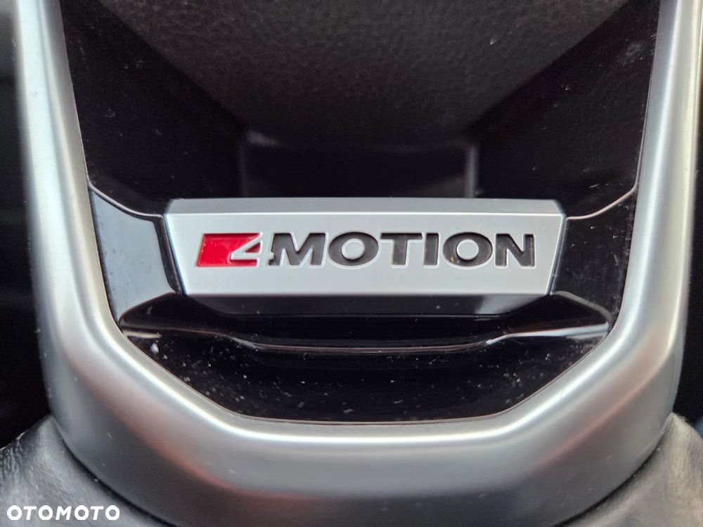 Volkswagen Passat 2.0 TDI Bi-Turbo BMT 4Mot Highline DSG - 36