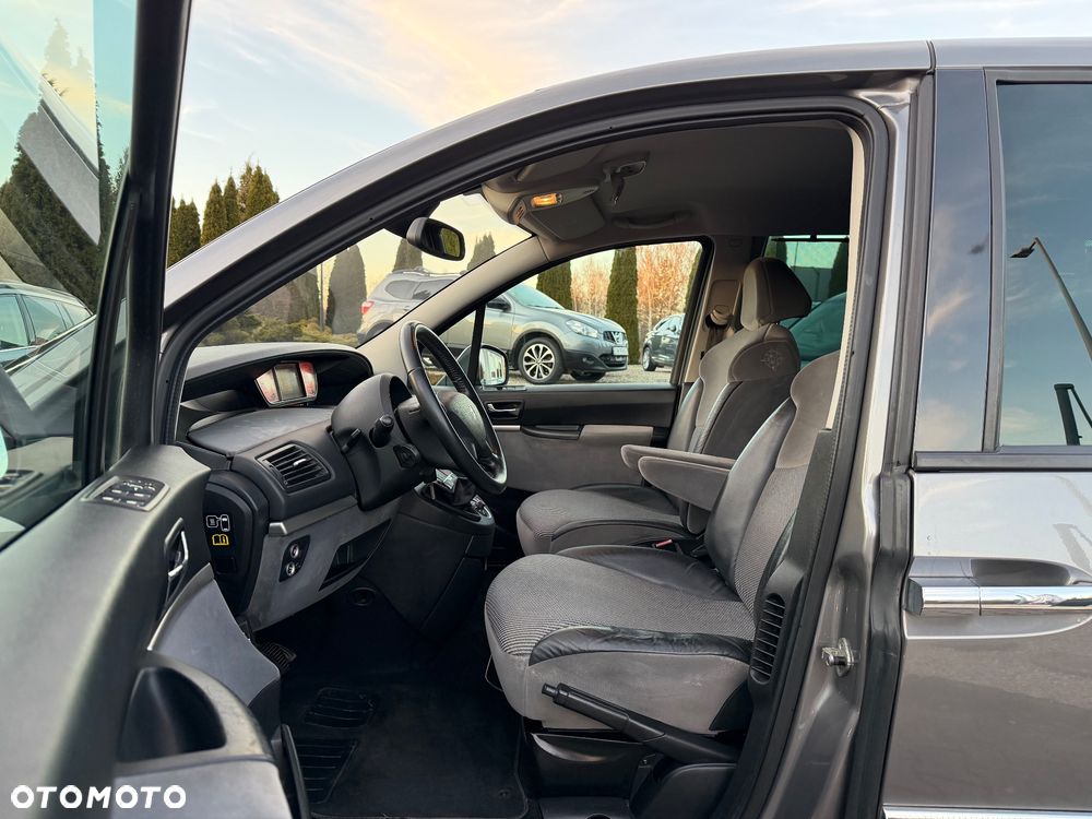 Peugeot 807 HDi 135 Platinum - 12