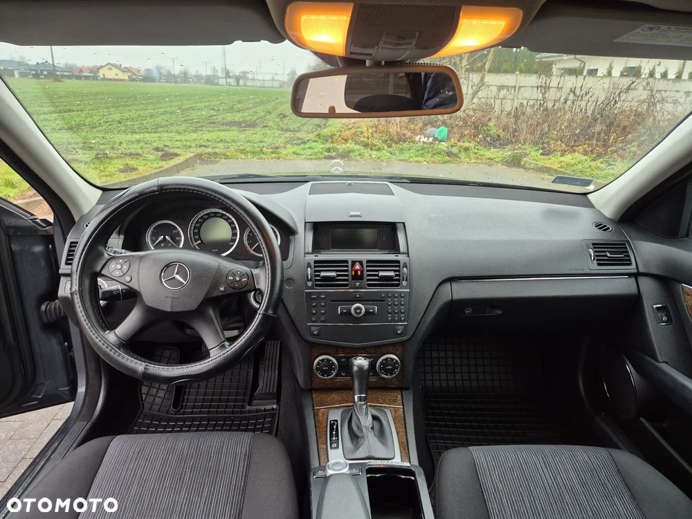 Mercedes-Benz Klasa C - 19