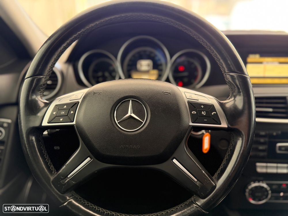 Mercedes-Benz C 200 CDi Classic BE - 22