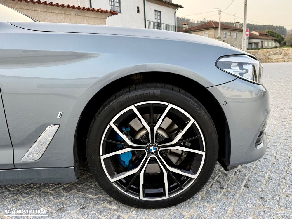 BMW 530 e iPerformance Line Sport - 6