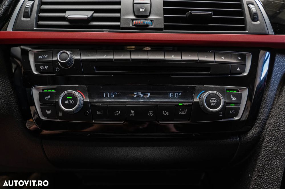 BMW Seria 3 325d Aut. Sport Line - 21