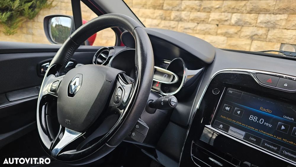 Renault Clio TCe 90 Limited - 14