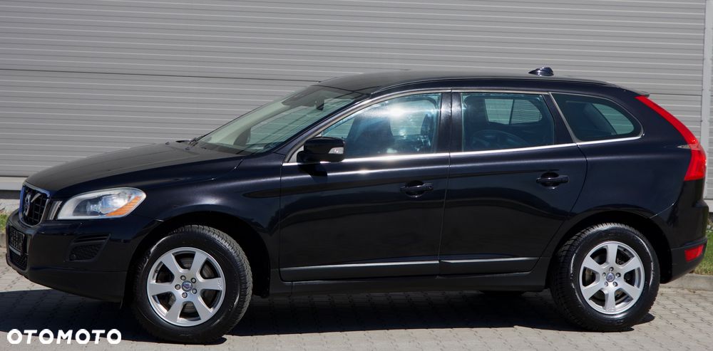 Volvo XC 60 D4 Momentum - 11