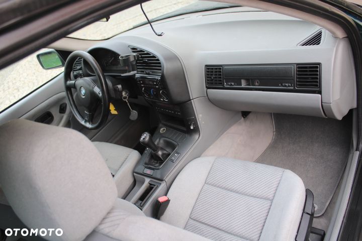BMW Seria 3 - 10