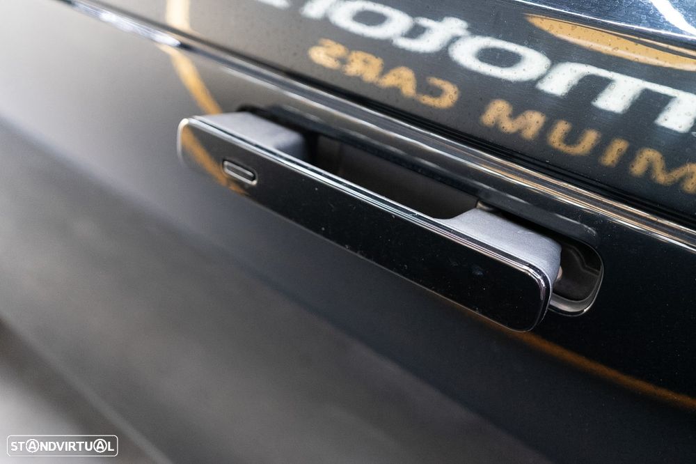 Land Rover Range Rover Velar 2.0d R-Dynamic - 19