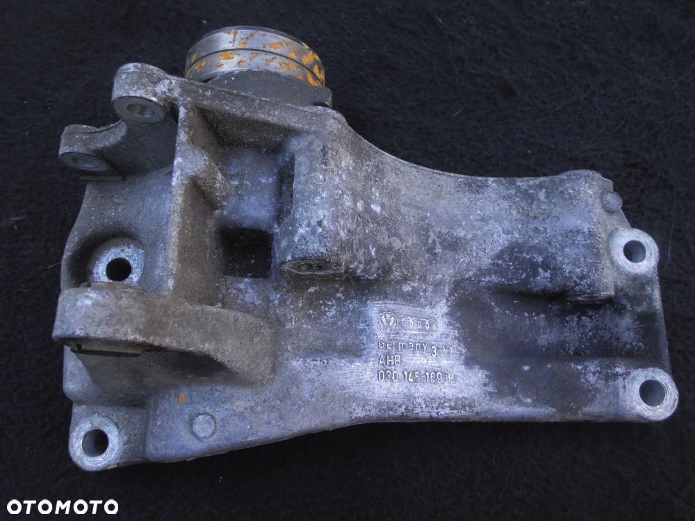 VW GOLF IV 1.6 ŁAPA ALTERNATORA 030145169H VOLKSWAGEN - 4
