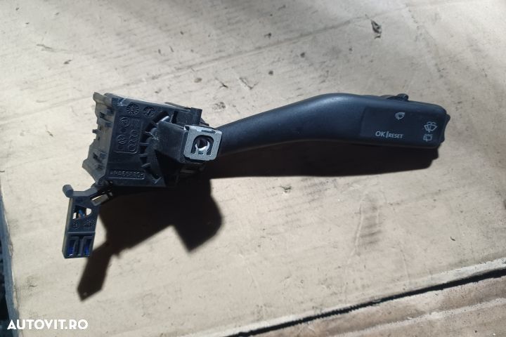 Maneta stergatoare parbriz si luneta 1K0953519A Volkswagen VW Touran 1 (facelift)  [din 2006 pana - 3