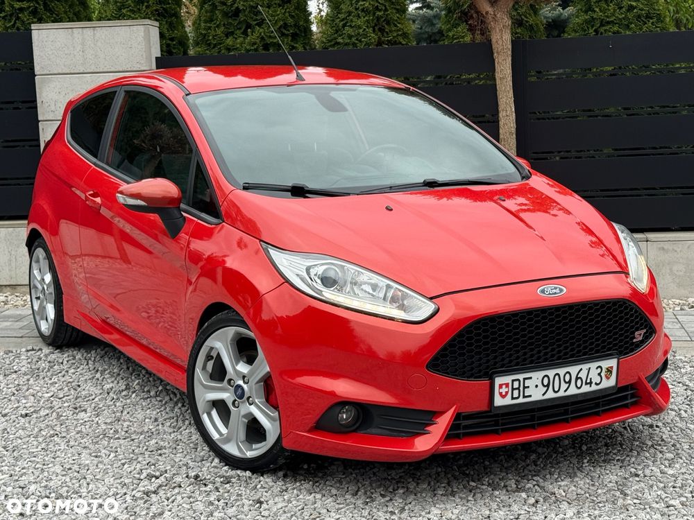 Ford Fiesta 1.6 EcoBoost ST - 6