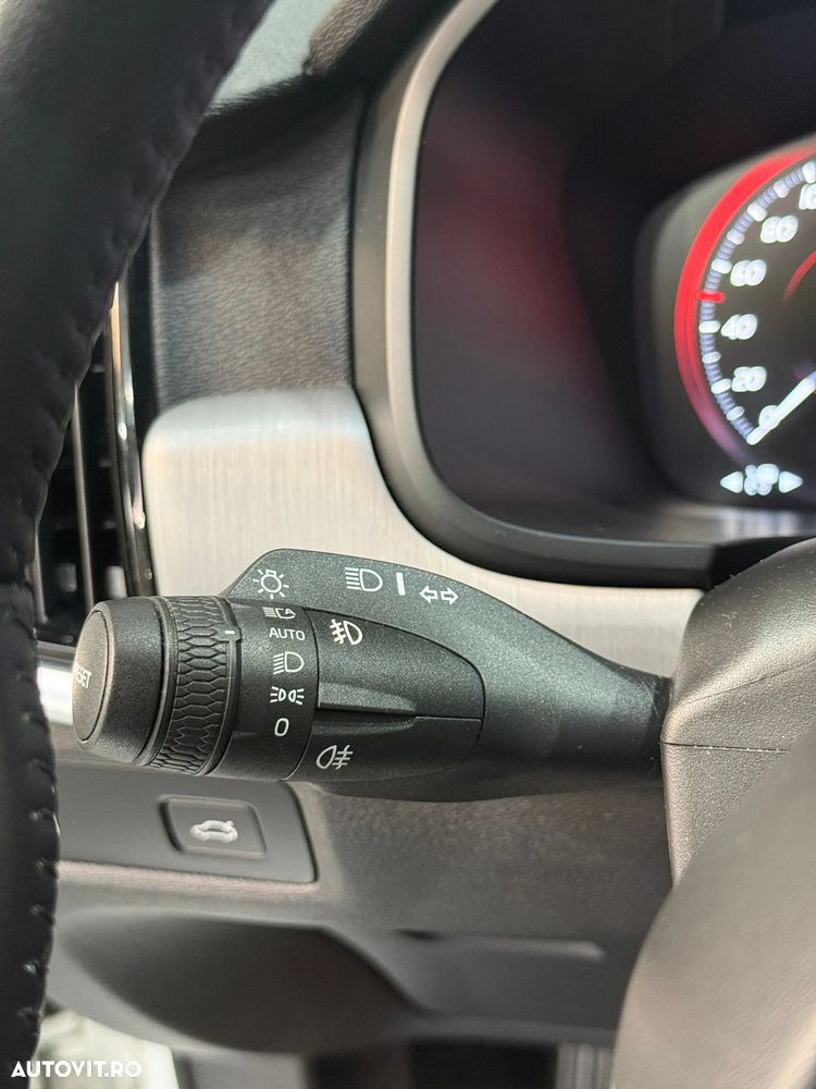 Volvo S90 T4 Geartronic Momentum - 16