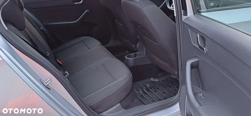 Skoda RAPID Spb 1.6 TDI DPF Elegance - 11