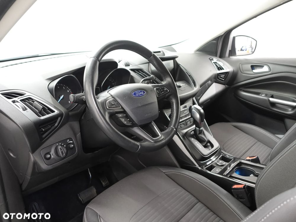Ford Kuga - 18