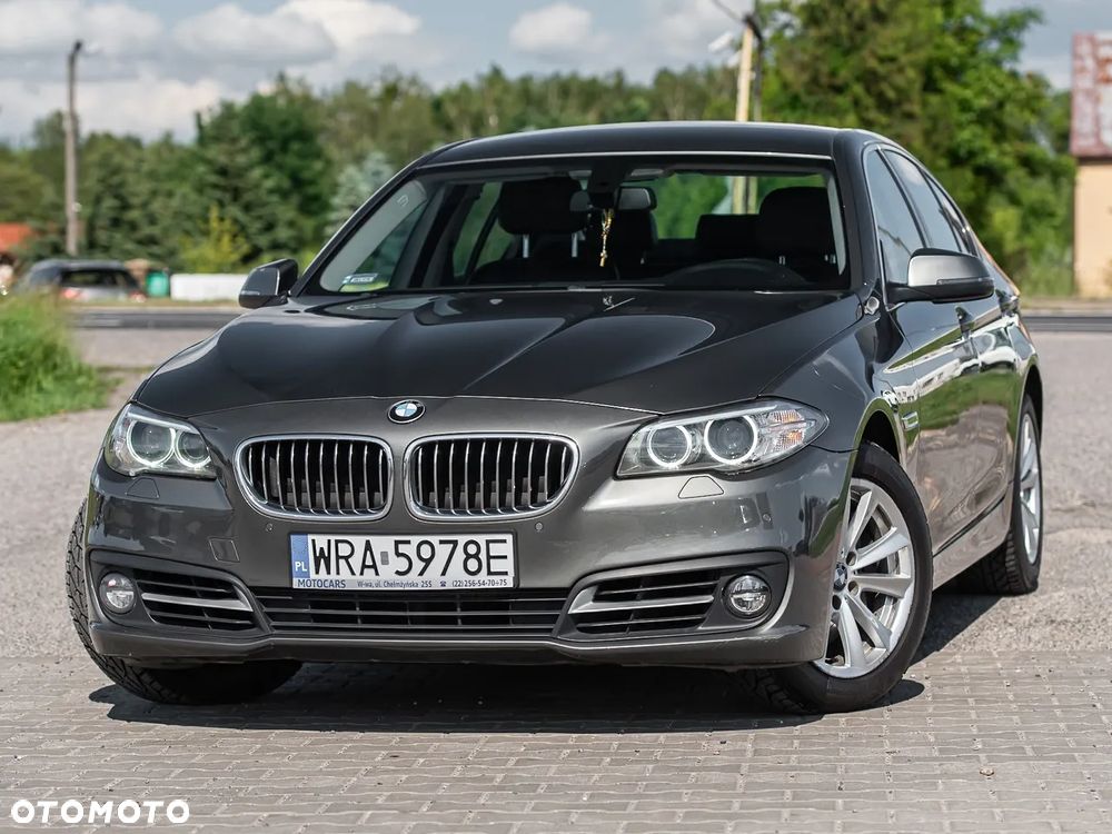 BMW Seria 5 525d xDrive - 5