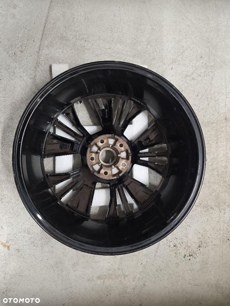 Felga aluminiowa Nissan OE JUKE II 7.5" x 19" 5x114.3 ET 35 - 9