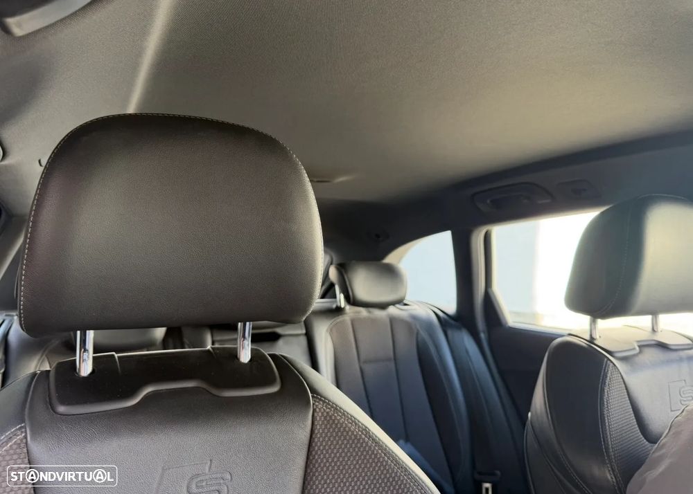 Audi A4 Avant 2.0 TDI S-line S tronic - 34