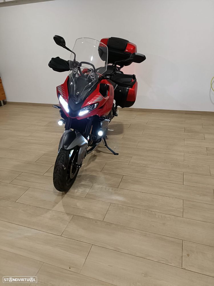 Triumph Tiger Sport - 1