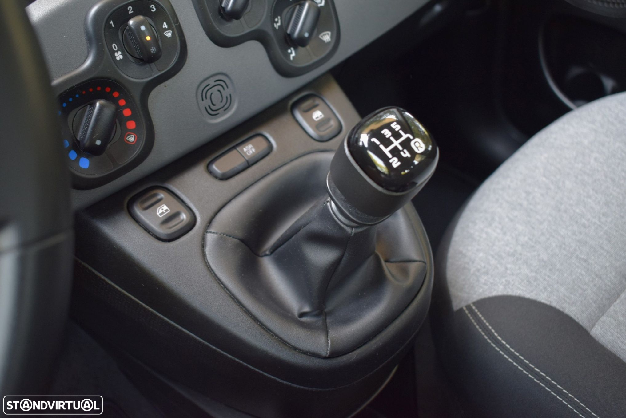 Fiat Panda 1.2 Lounge S&S - 24