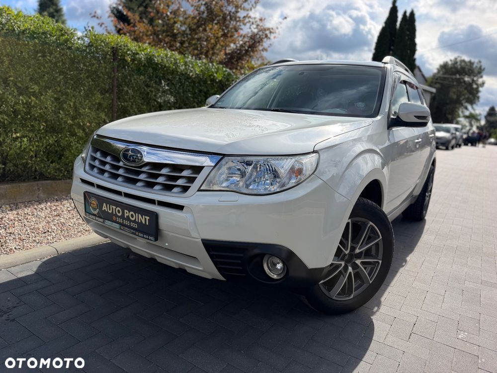 Subaru Forester 2.0X Exclusive - 3