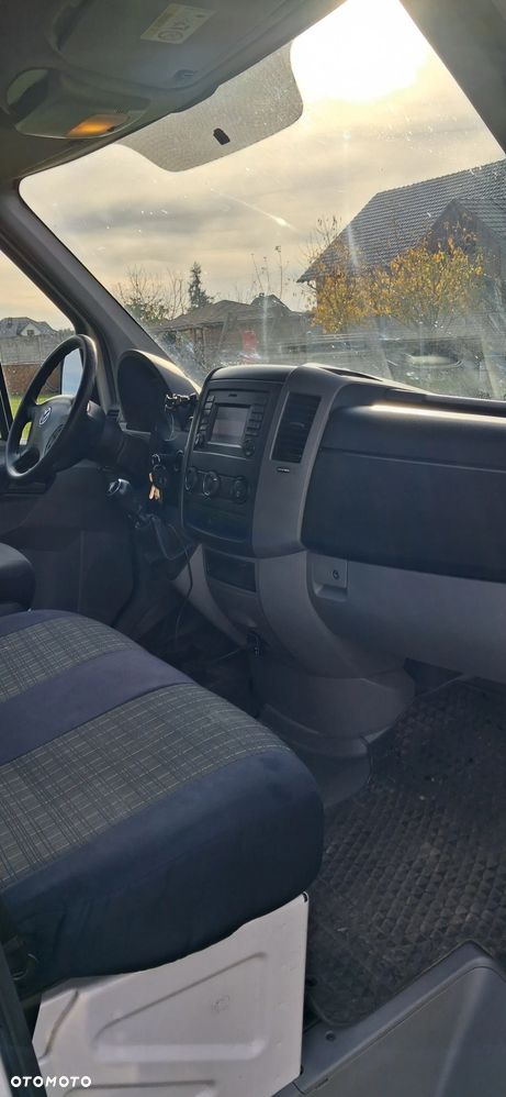 Volkswagen CRAFTER - 9