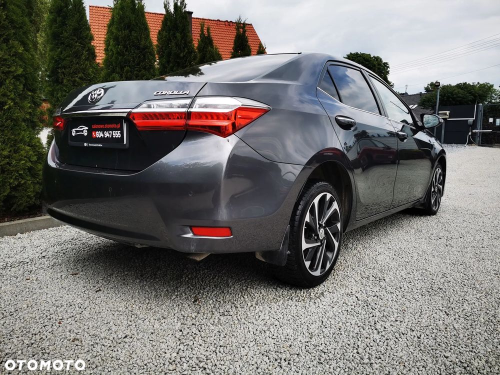 Toyota Corolla 1.6 Executive MS - 11