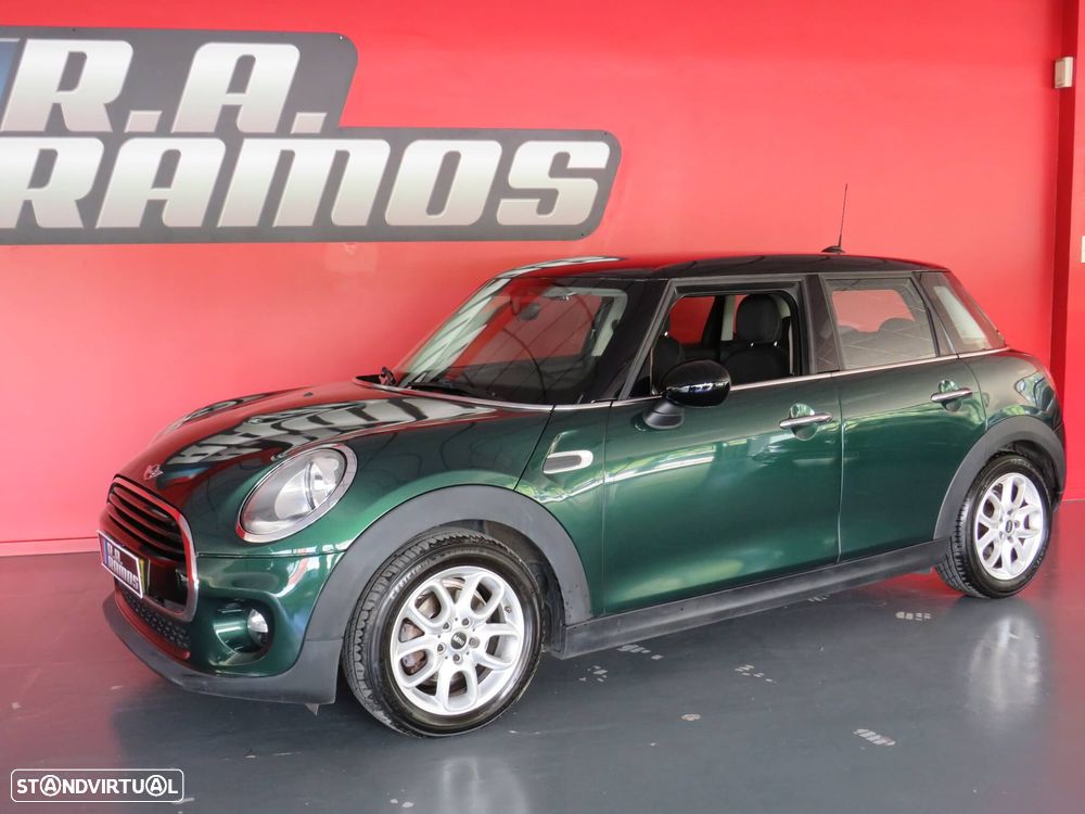 MINI 5 Portas Cooper D - 2