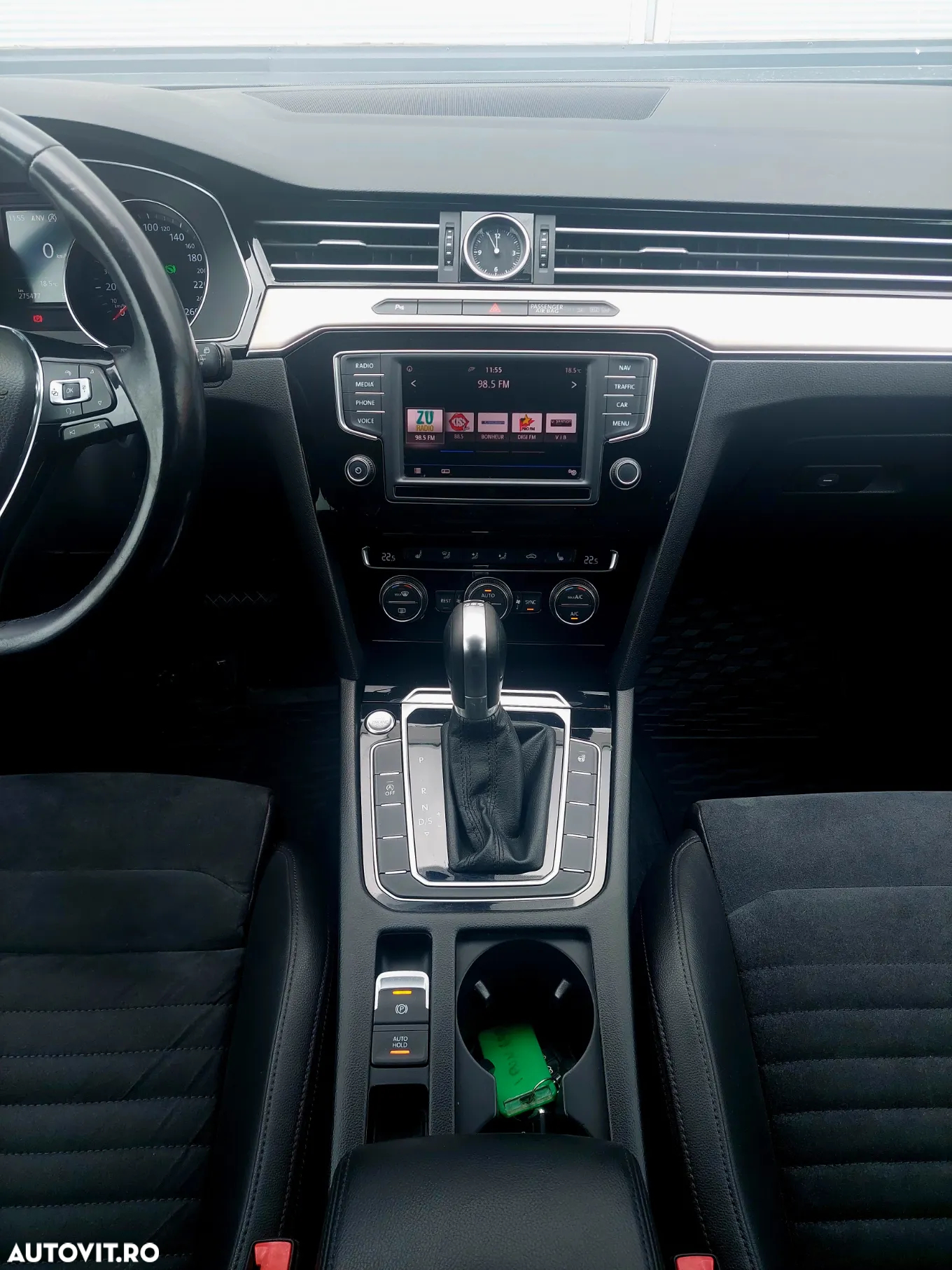 Volkswagen Passat - 8