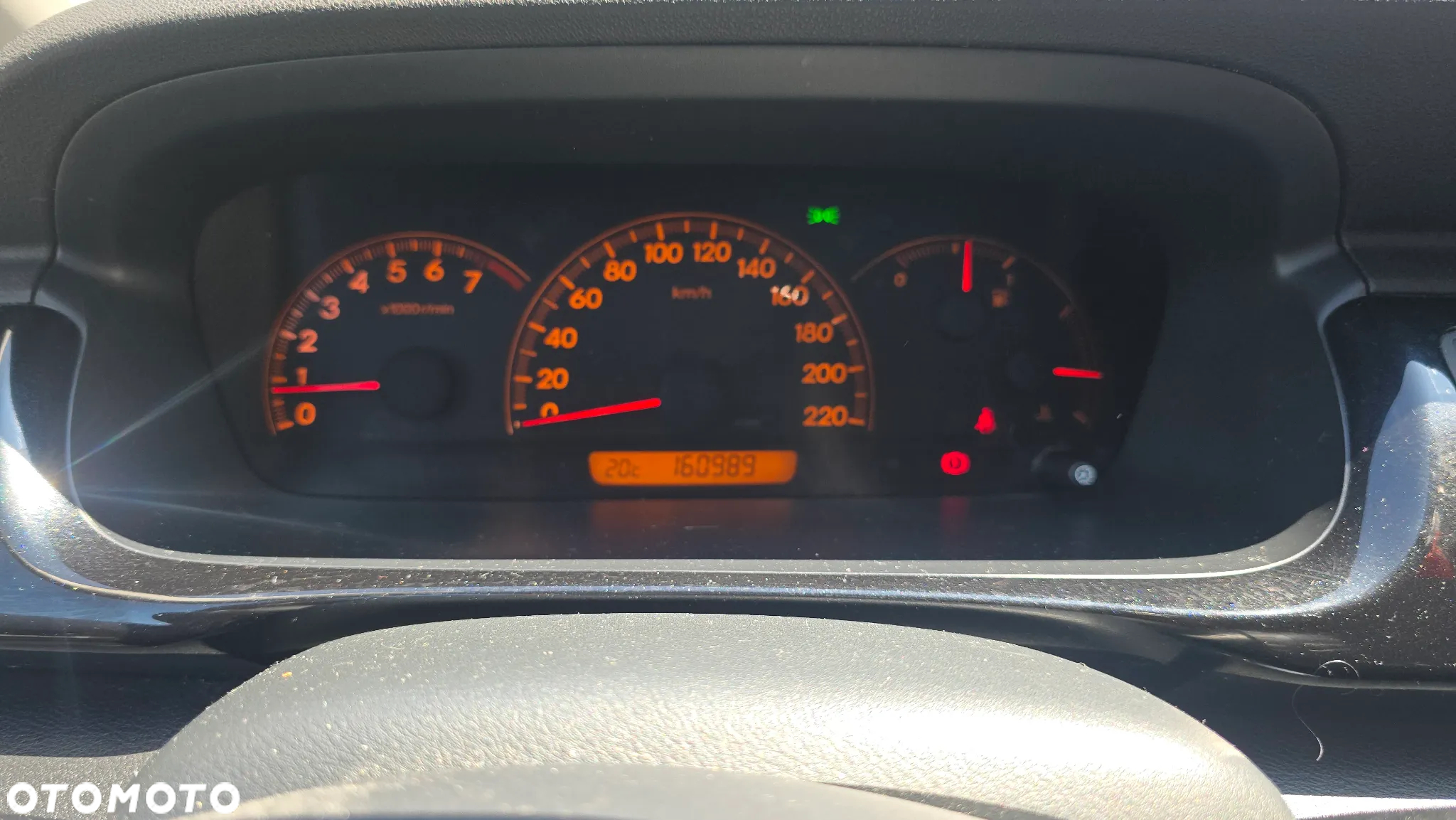 Honda FR-V 1.7 - 9