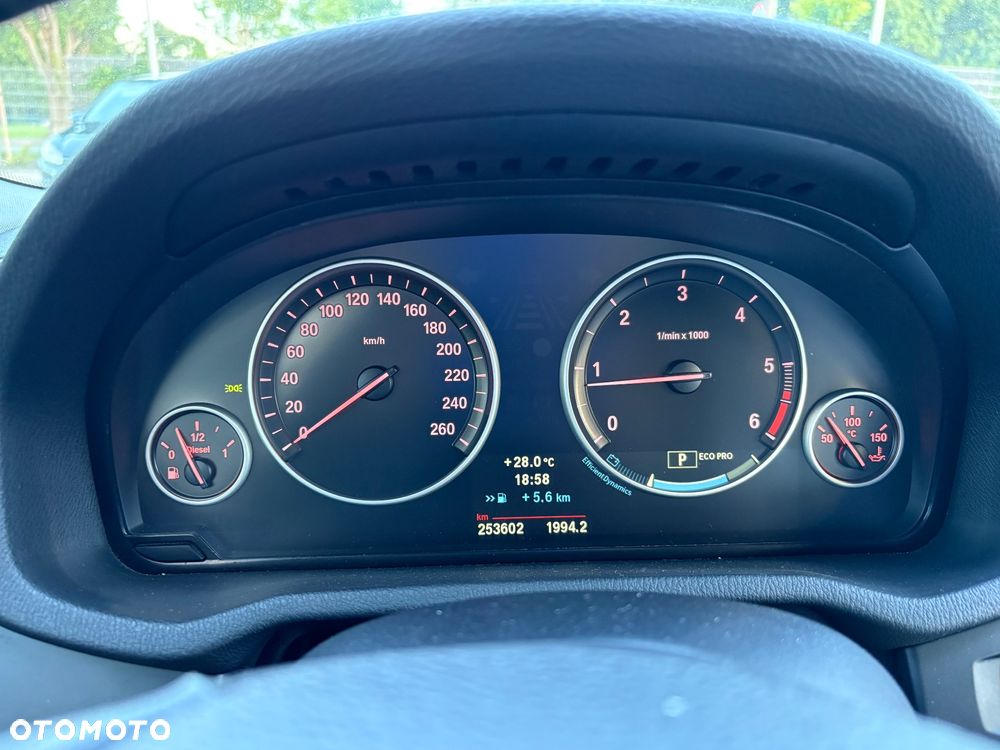 BMW X3 xDrive20d - 9
