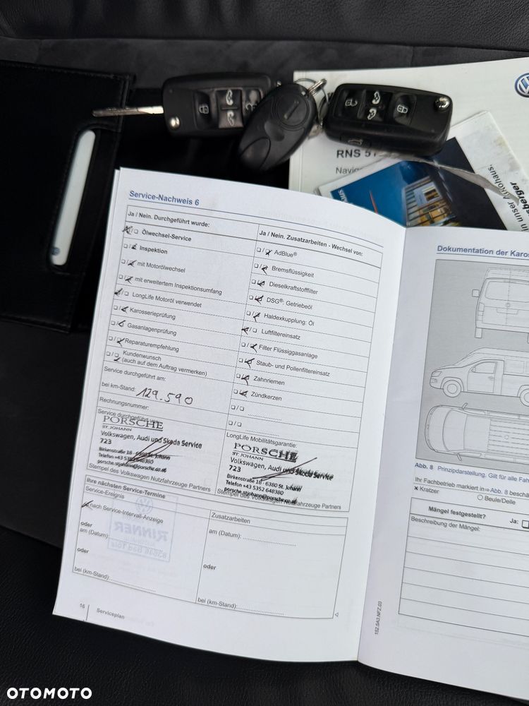 Volkswagen Multivan - 37