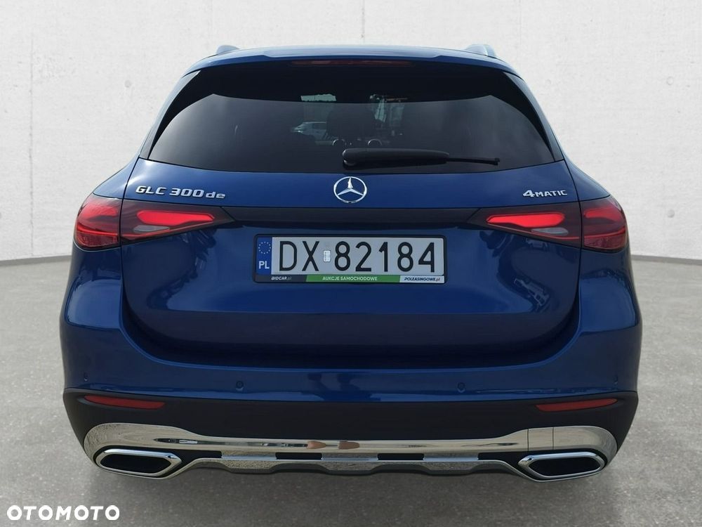 Mercedes-Benz GLC - 4
