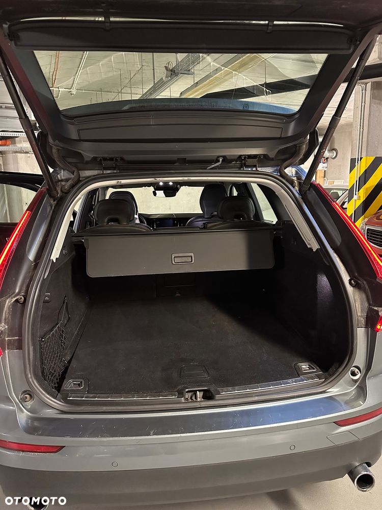 Volvo XC 60 D4 Momentum - 26