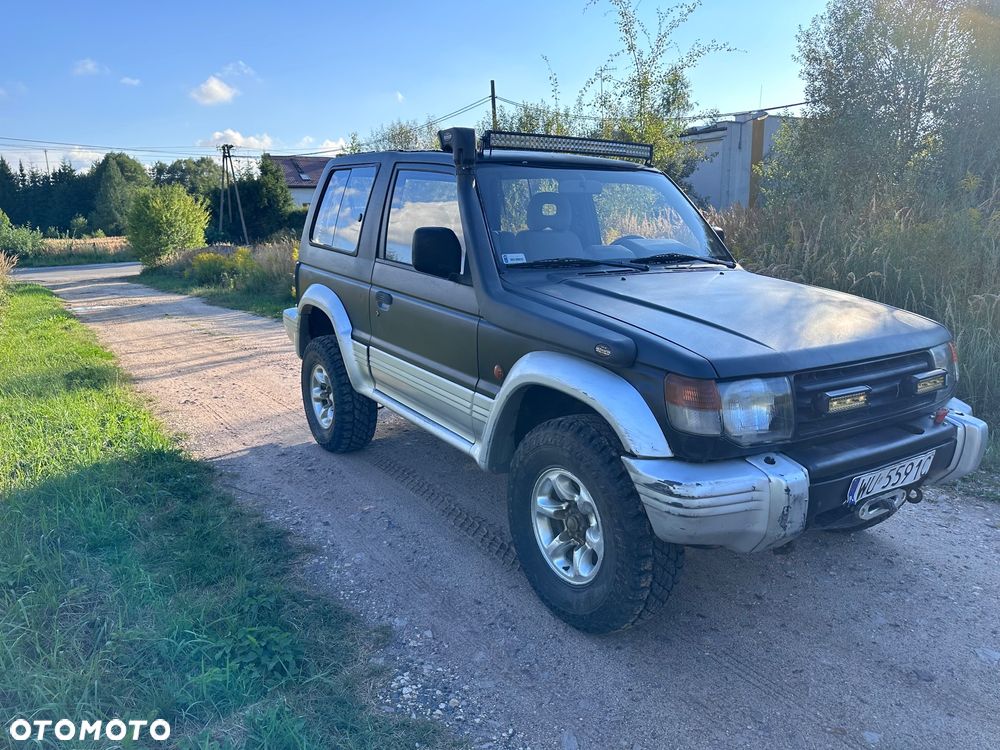 Mitsubishi Pajero 3.0 GLS - 2