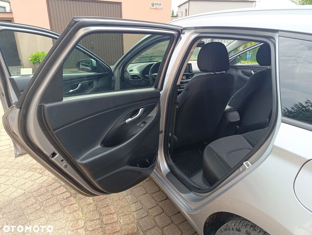 Hyundai i30 1.0 T-GDI Modern - 10