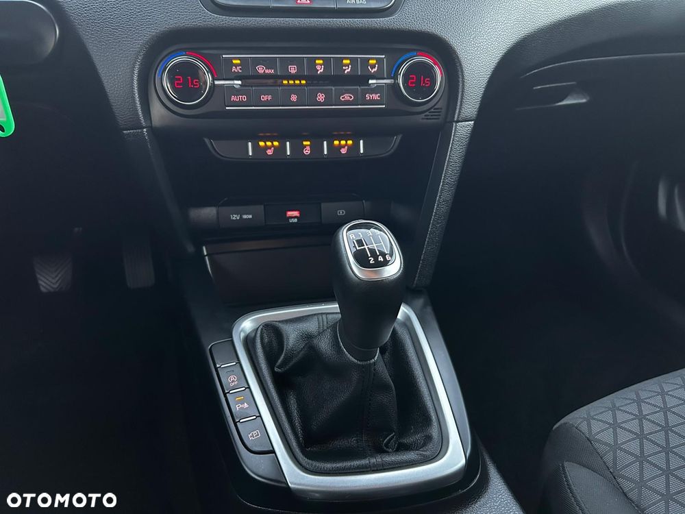 Kia Ceed 1.5 T-GDI OPF Nightline Edition - 23