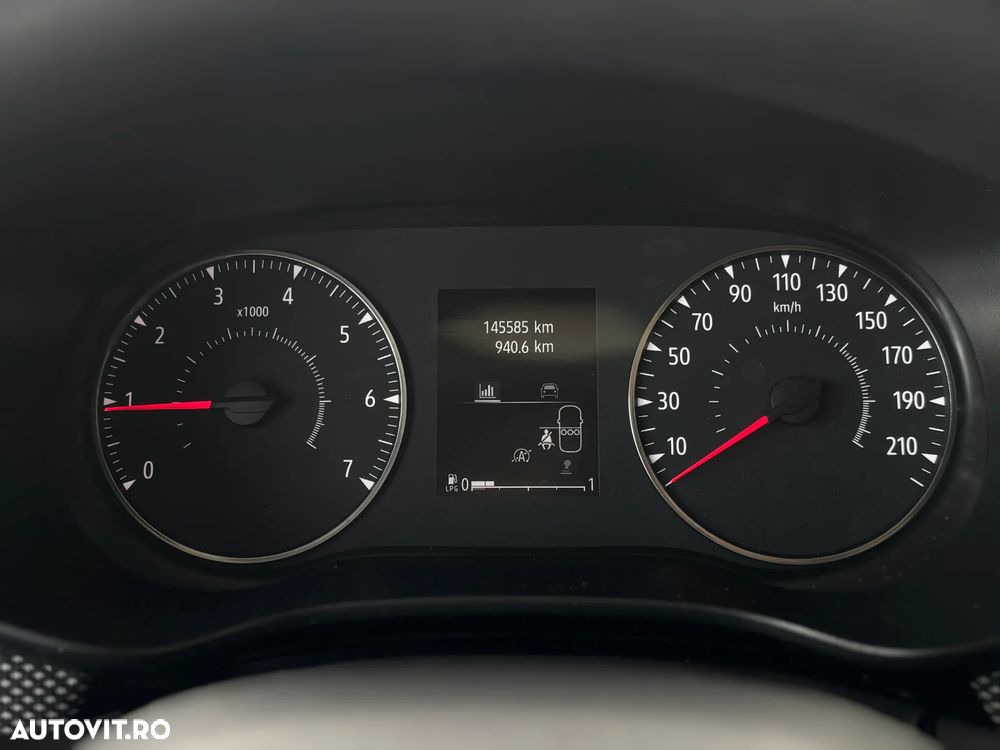 Dacia Logan TCe 90 MT6 Comfort - 16