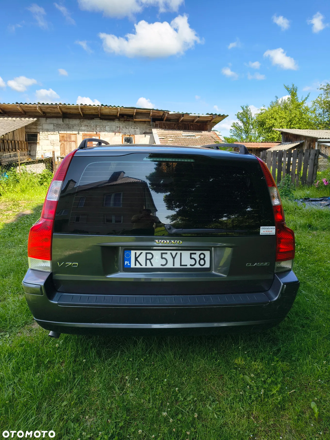 Volvo V70 2.4 Momentum - 4