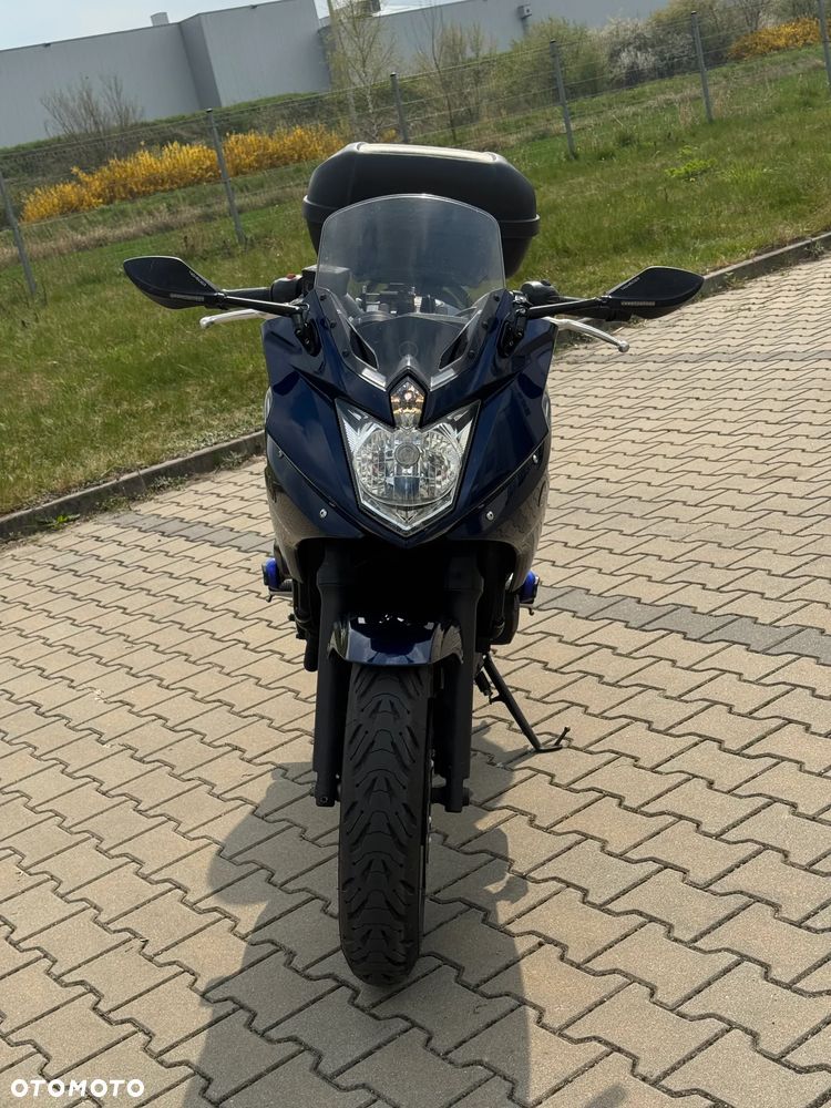 Yamaha XJ - 5