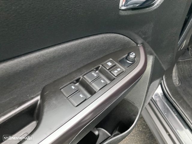 Suzuki Vitara 1.4 Boosterjet Hybrid Club - 27