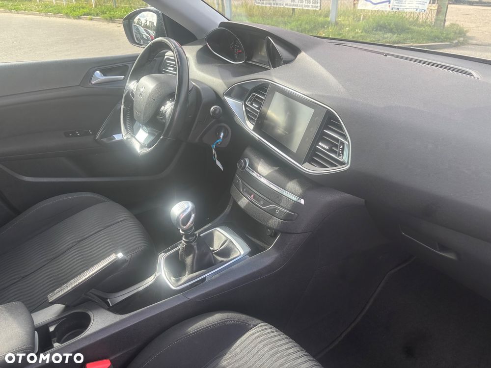 Peugeot 308 BlueHDi 120 Stop & Start Business-Line - 5