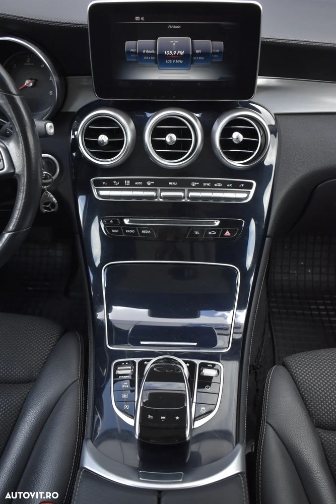 Mercedes-Benz GLC 250 d 4MATIC - 23