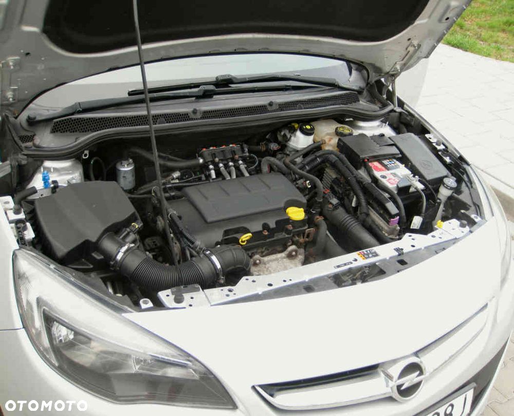 Opel Astra 1.4 T Business - 17