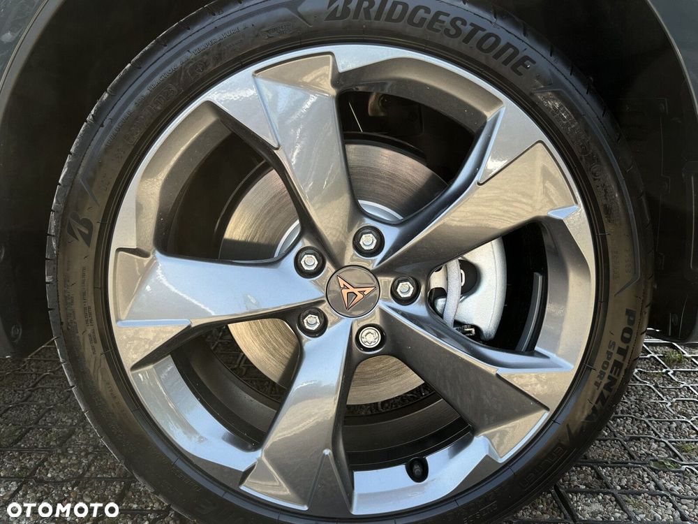 Cupra Leon Sportstourer 2.0 TSI 4Drive DSG - 32