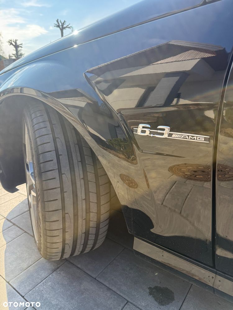 Mercedes-Benz Klasa C 63 AMG - 12