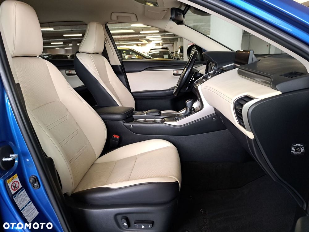 Lexus NX 300 Comfort AWD - 15