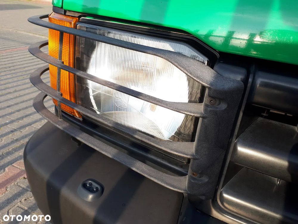 Land Rover Discovery - 10