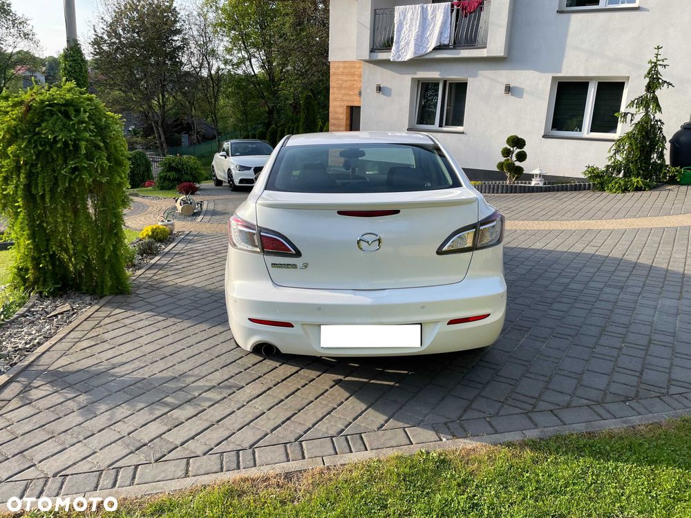 Mazda 3 - 4