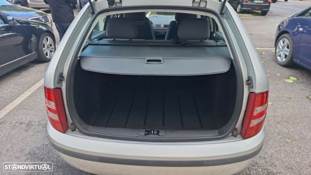 Skoda Fabia Break 1.4 Style - 8