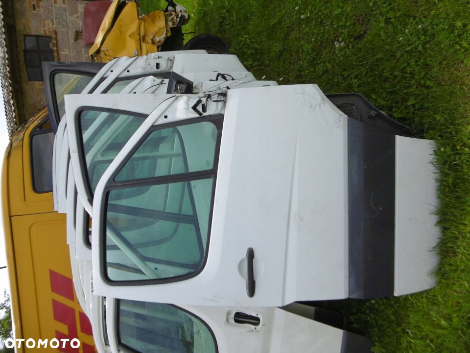 DRZWI MERCEDES SPRINTER 906 CRAFTER PRAWE - 1
