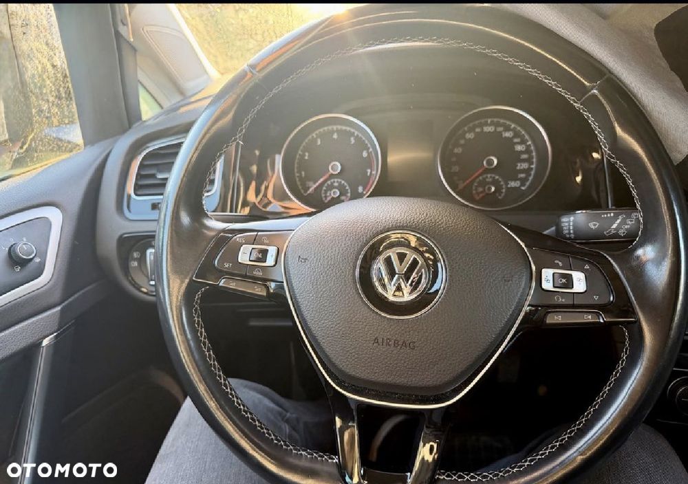 Volkswagen Golf 1.4 TSI BlueMotion Technology Cup - 11